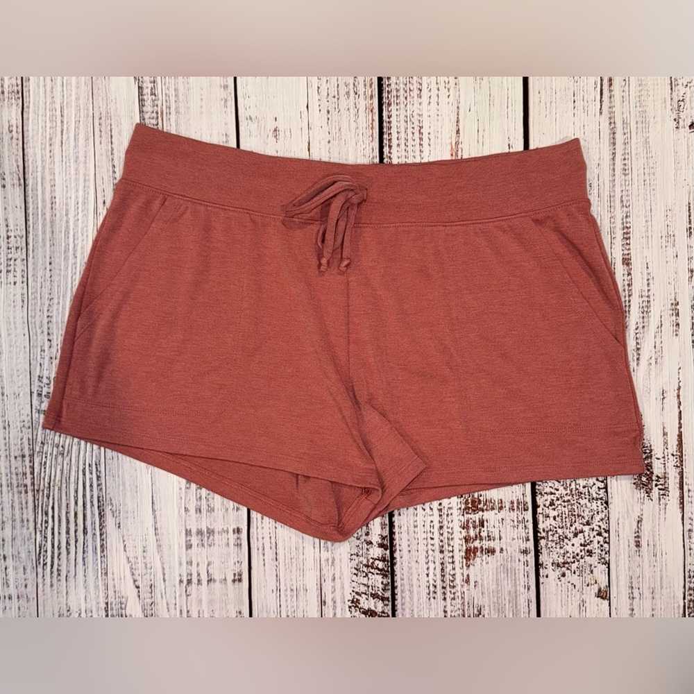 EUC Stars Above Rust Red Athletic Women’s Shorts Size XL